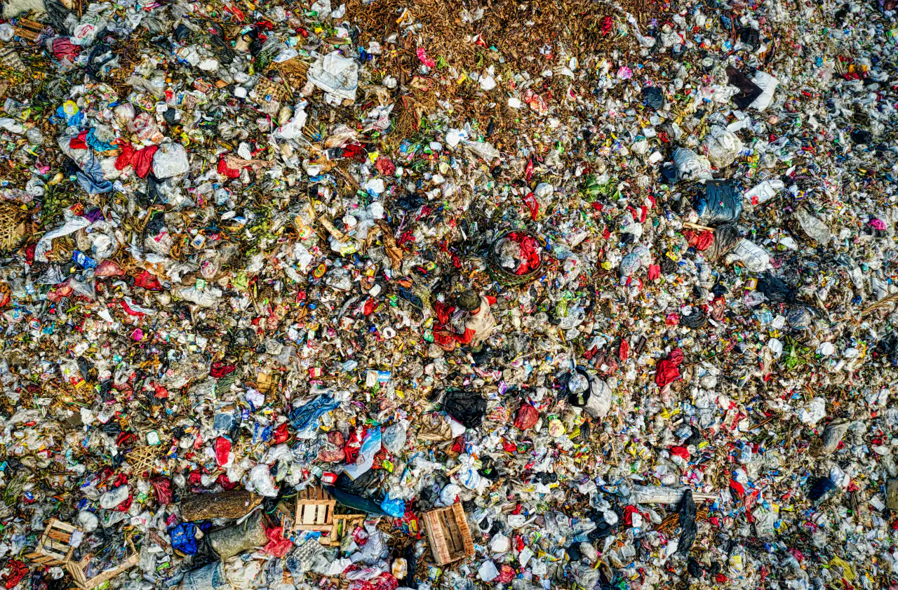 Landfill background